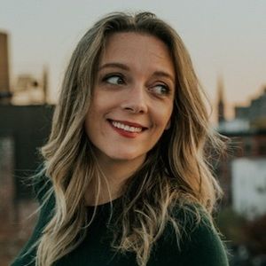 Meet your Posher, Carly ann